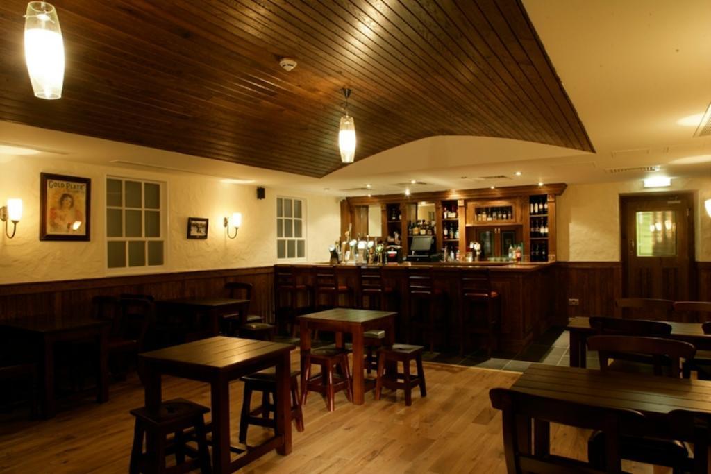 邓博因城堡spa酒店 外观 照片